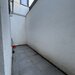 Doua camere, apartament mobilat si utilat, curte engleza, liber.